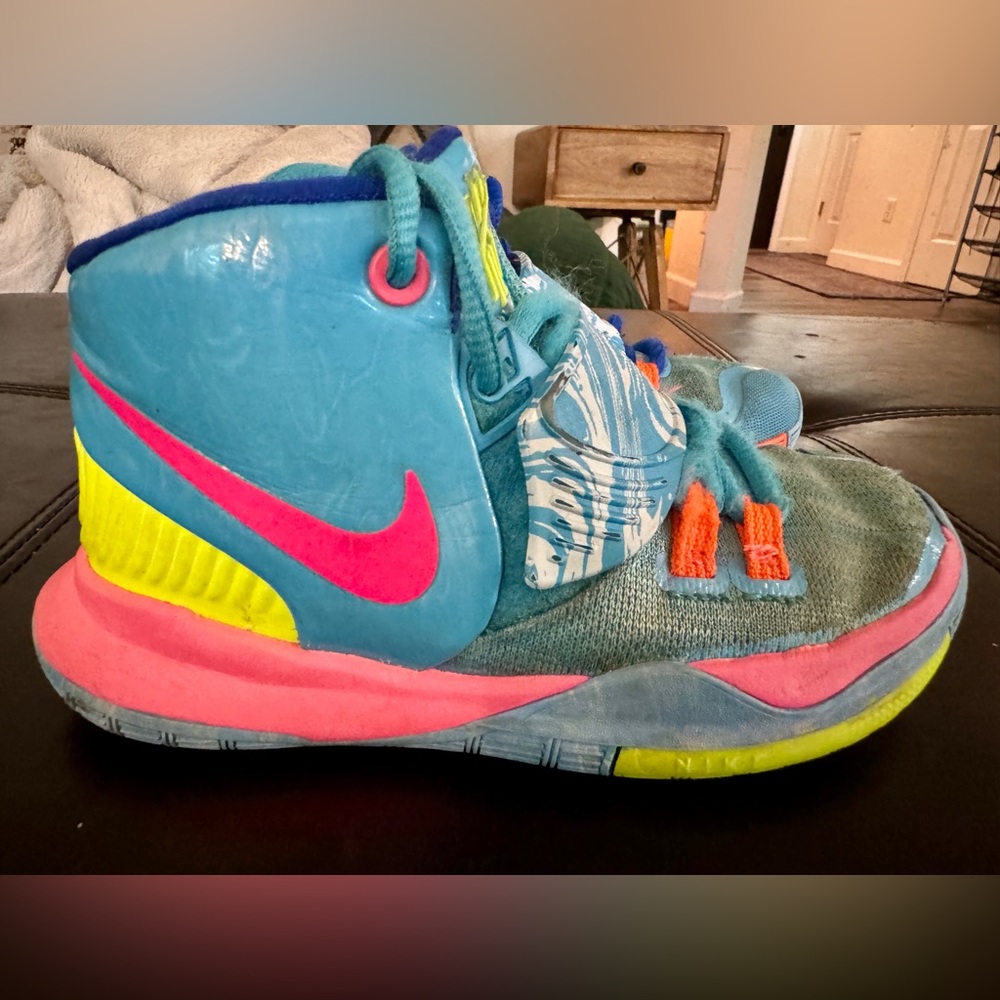 Nike Kyrie 6 Pool (PS) Shoes